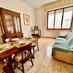 Trilo Antonio Ampio In Centro A Numana