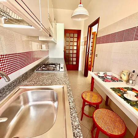 Trilo Antonio Ampio In Centro A Apartment
