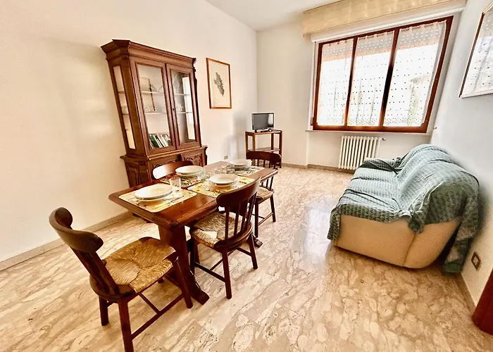 Apartment Trilo Antonio Ampio In Centro A